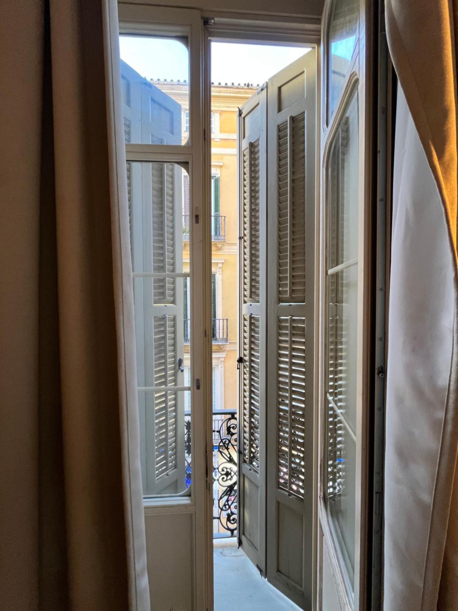 Boutique Larios - Malaga Center Apartment Luaran gambar